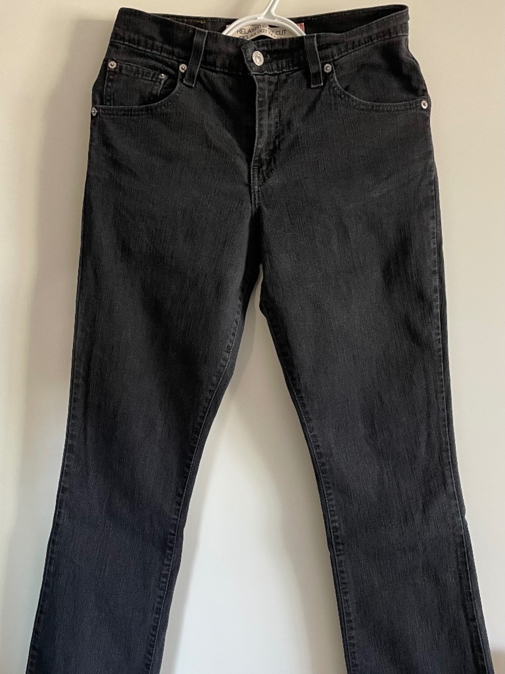 EUC Levis Vintage Relaxed Boot Cut Black Denim Jeans Full-Length Size 6